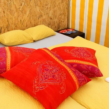 Balmers Tent Village Matten bei Interlaken